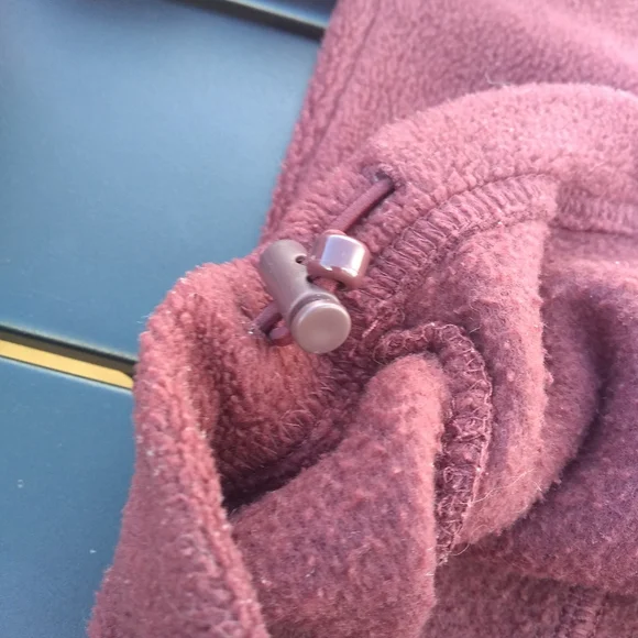 Columbia Fleece Front Zippered Jacket, Size Large, Burgundy - Picture 12 of 14